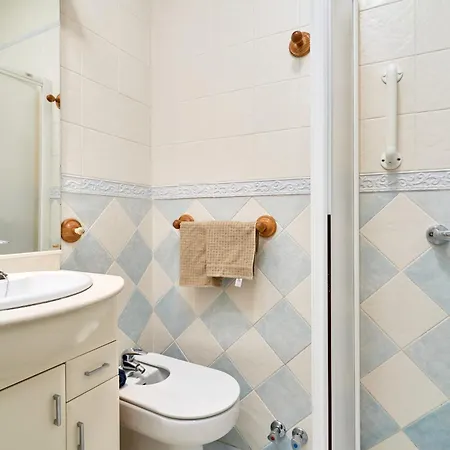 Apartmento Calle Antonio Millon Apartment
