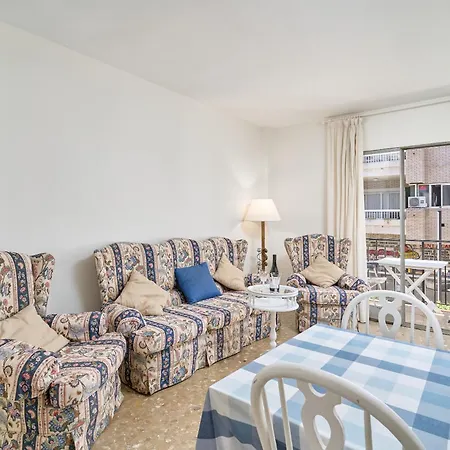 Apartmento Calle Antonio Millon Apartman *