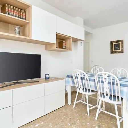 Apartmento Calle Antonio Millon Nerja